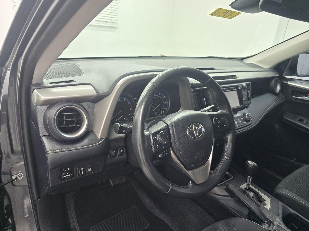 Toyota RAV4 XLE AWD 2018