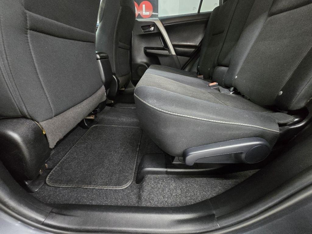 Toyota RAV4 XLE AWD 2018