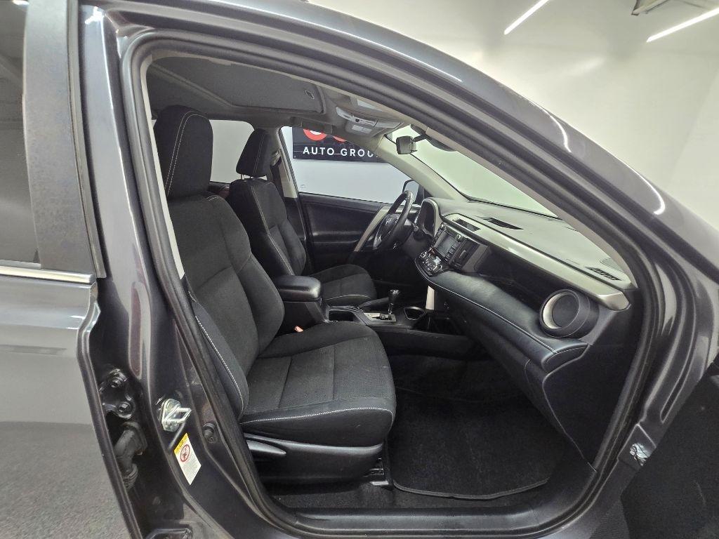 Toyota RAV4 XLE AWD 2018