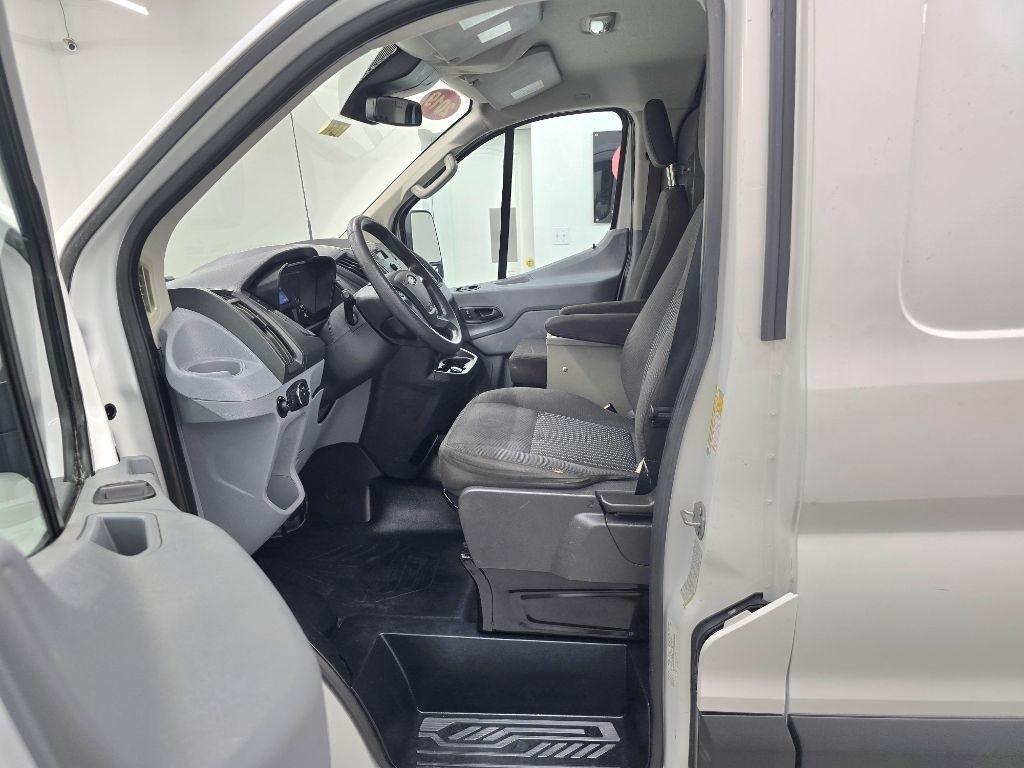 Ford Transit 150 Van Low Roof 60/40 Pass. 130-in. WB 2019