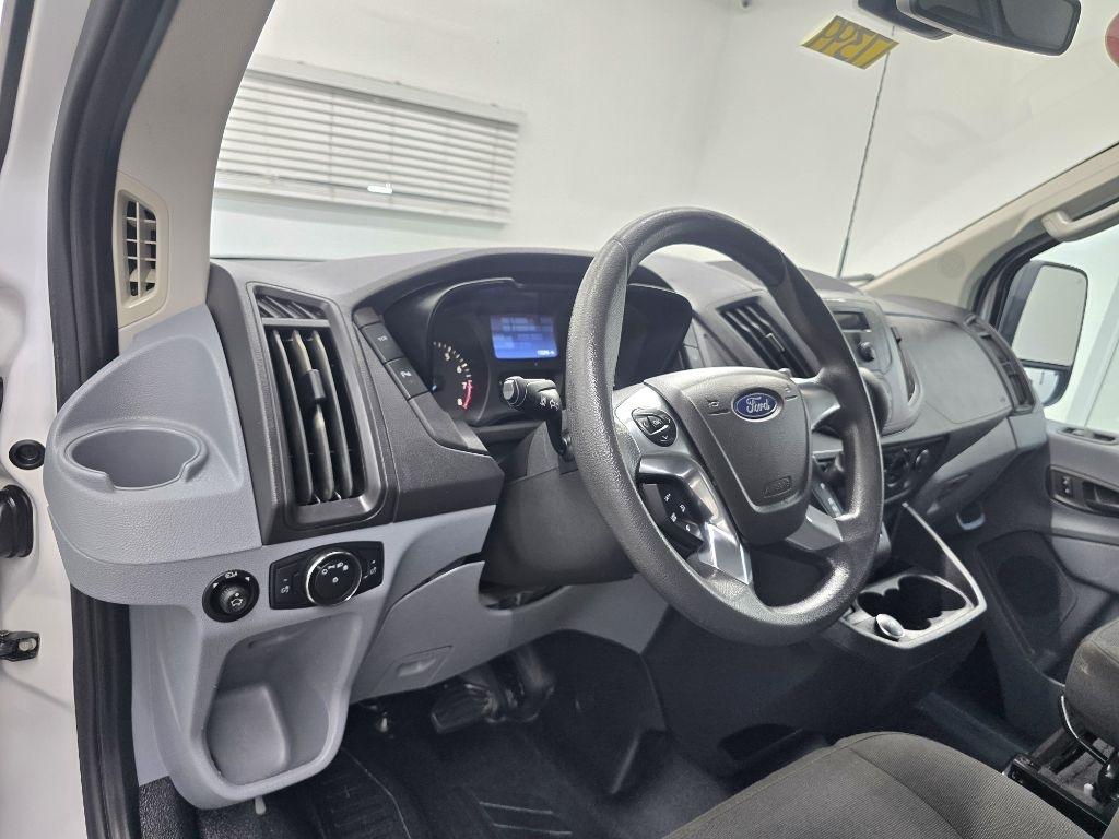 Ford Transit 150 Van Low Roof 60/40 Pass. 130-in. WB 2019