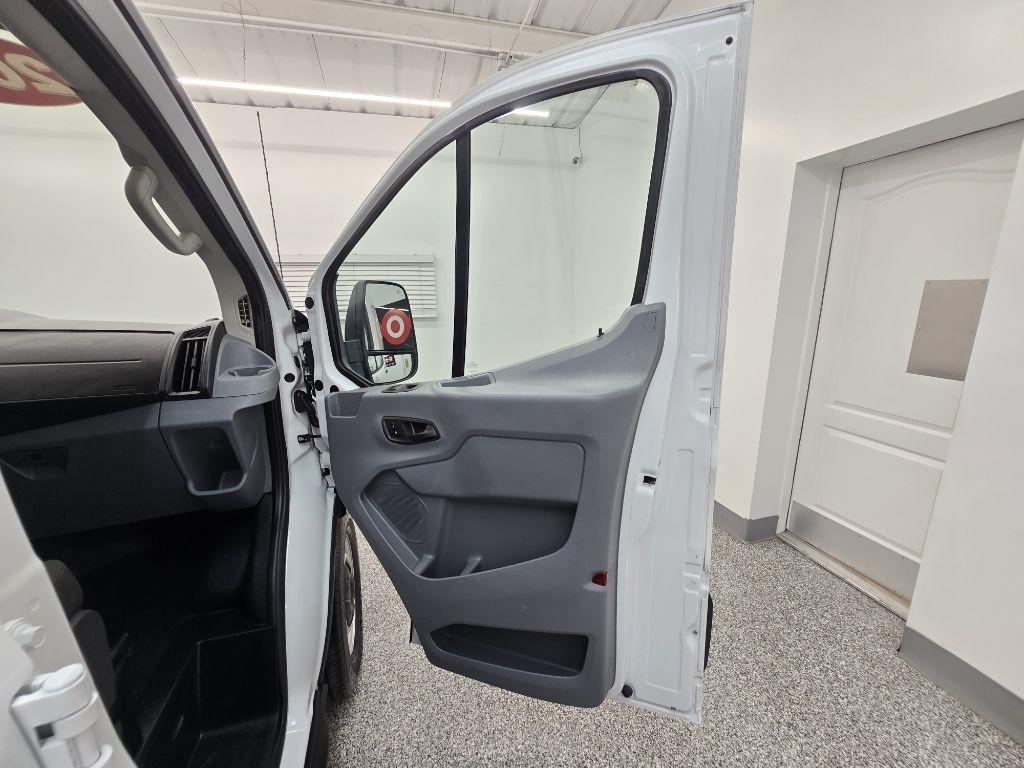 Ford Transit 150 Van Low Roof 60/40 Pass. 130-in. WB 2019