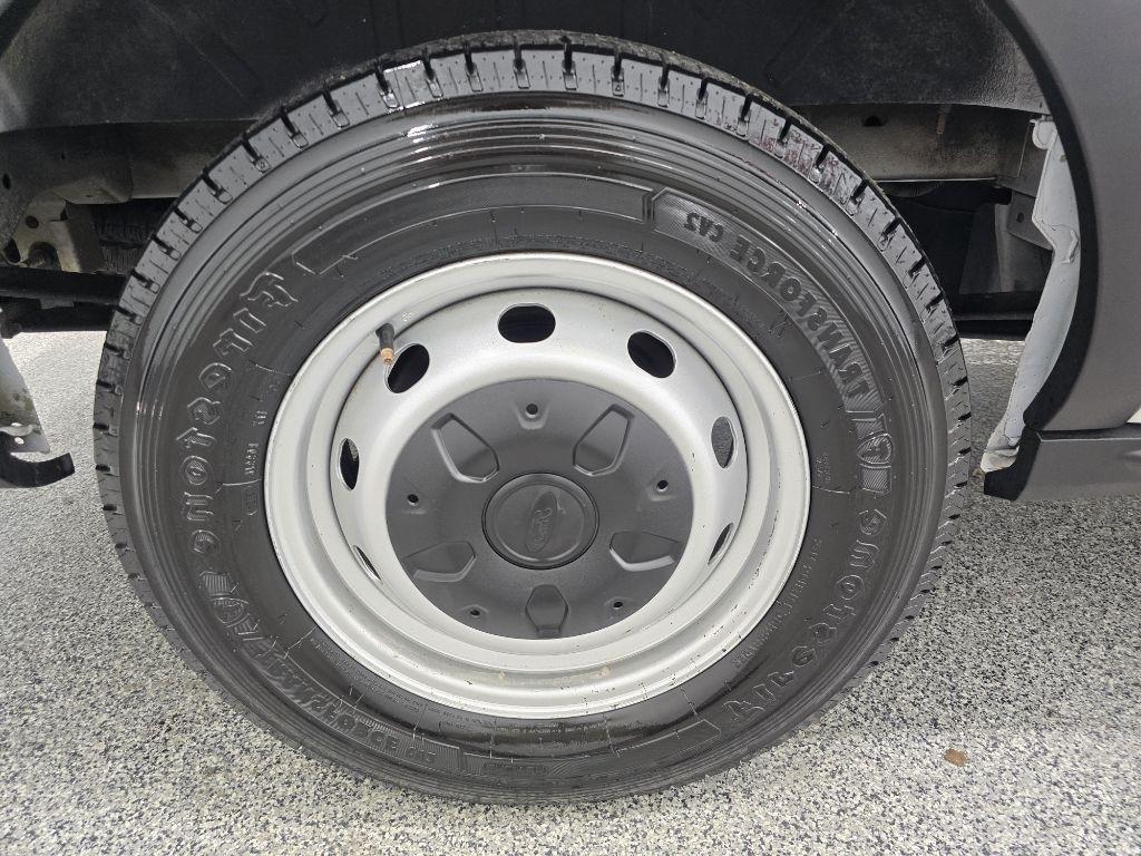 Ford Transit 150 Van Low Roof 60/40 Pass. 130-in. WB 2019