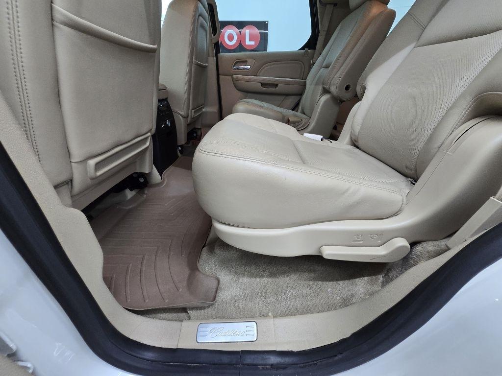 Cadillac Escalade 2WD Luxury 2013