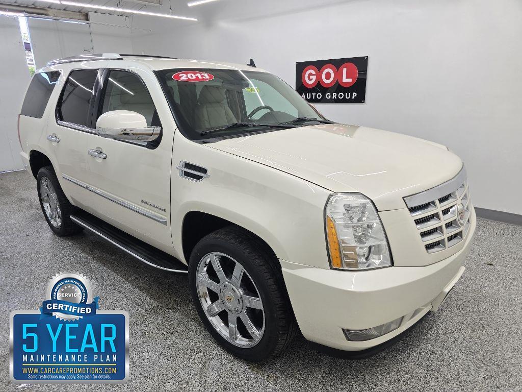 Cadillac Escalade 2WD Luxury 2013