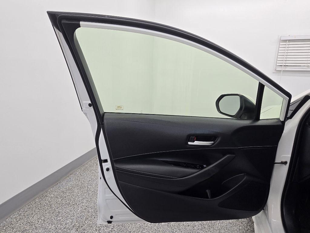 Toyota Corolla SE Hatchback CVT 2021
