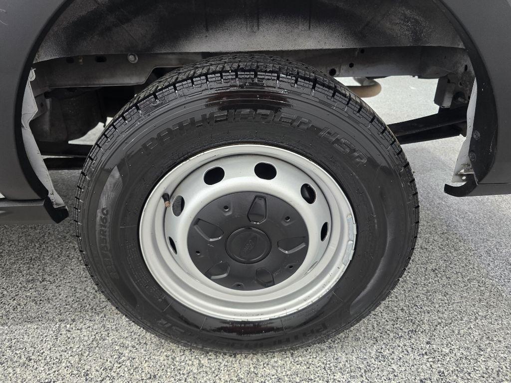 Ford Transit 250 Van Med. Roof w/Sliding Pass. 130-in. WB 2020