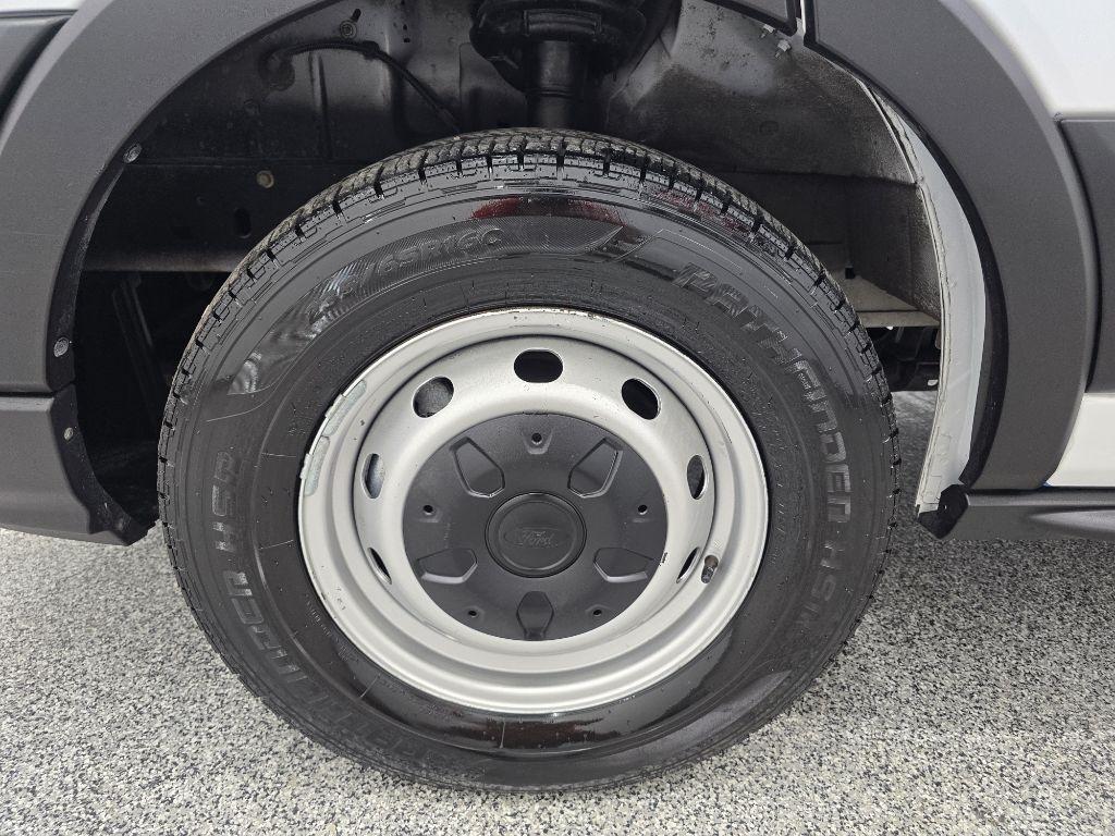 Ford Transit 250 Van Med. Roof w/Sliding Pass. 130-in. WB 2020