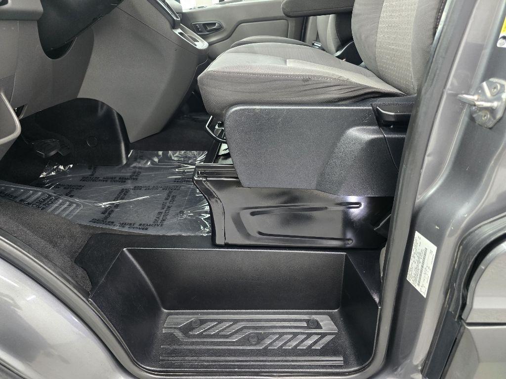 Ford Transit 350 Wagon Low Roof XL w/Sliding Pass. 148-in. WB 2021