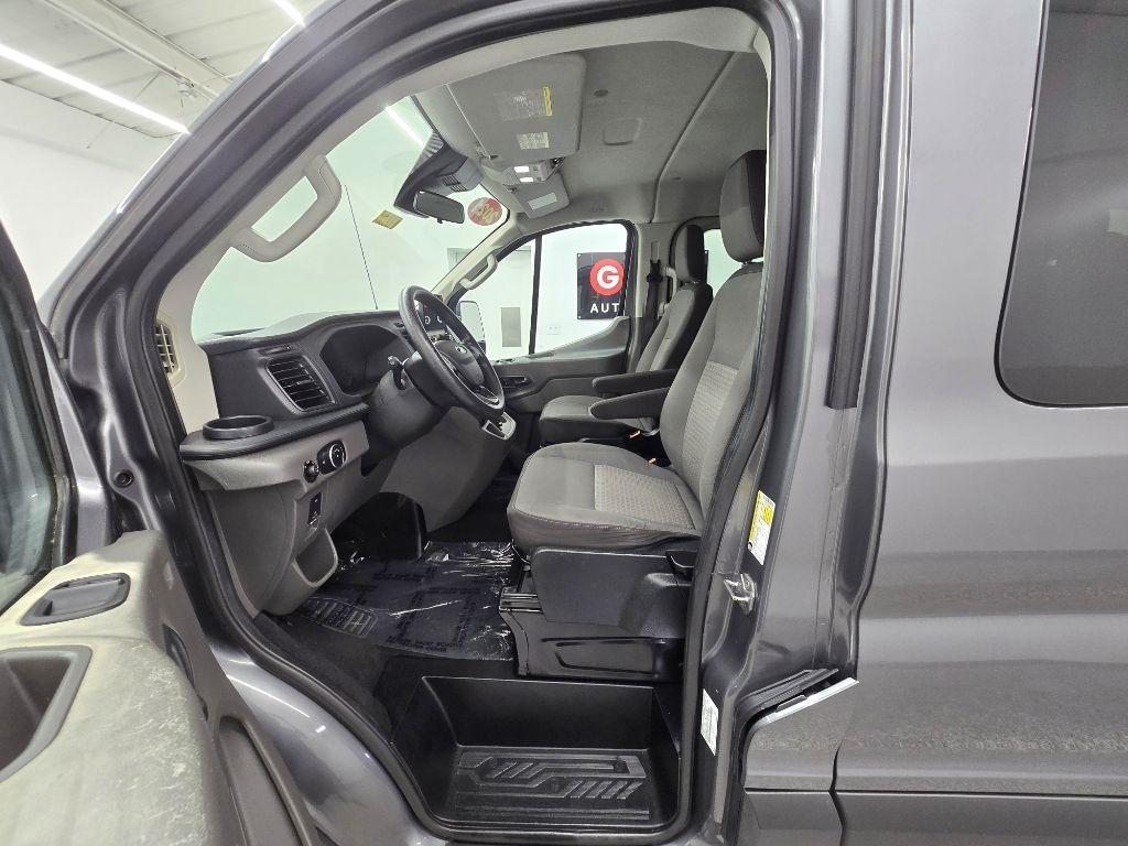 Ford Transit 350 Wagon Low Roof XL w/Sliding Pass. 148-in. WB 2021