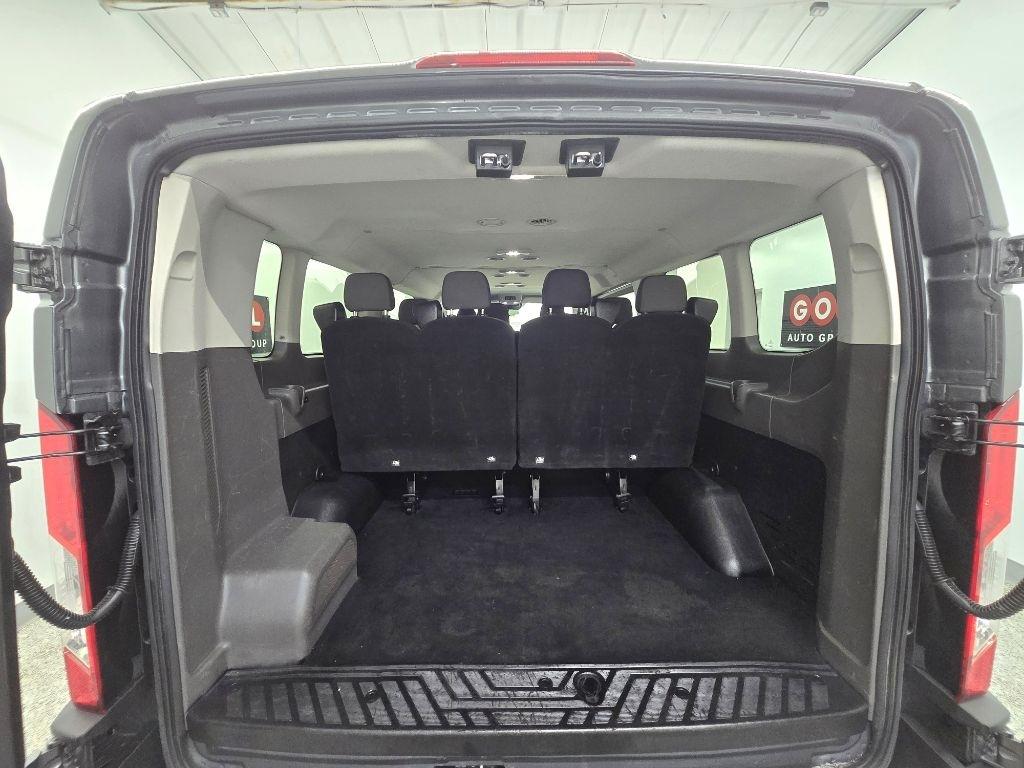 Ford Transit 350 Wagon Low Roof XL w/Sliding Pass. 148-in. WB 2021