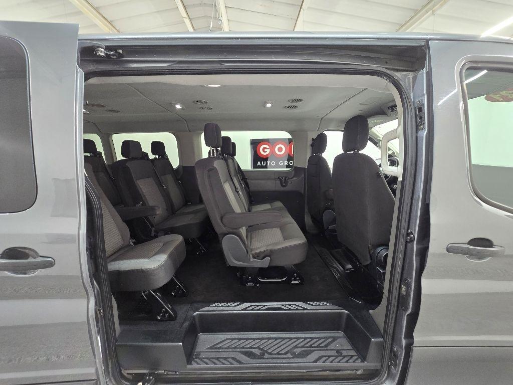 Ford Transit 350 Wagon Low Roof XL w/Sliding Pass. 148-in. WB 2021