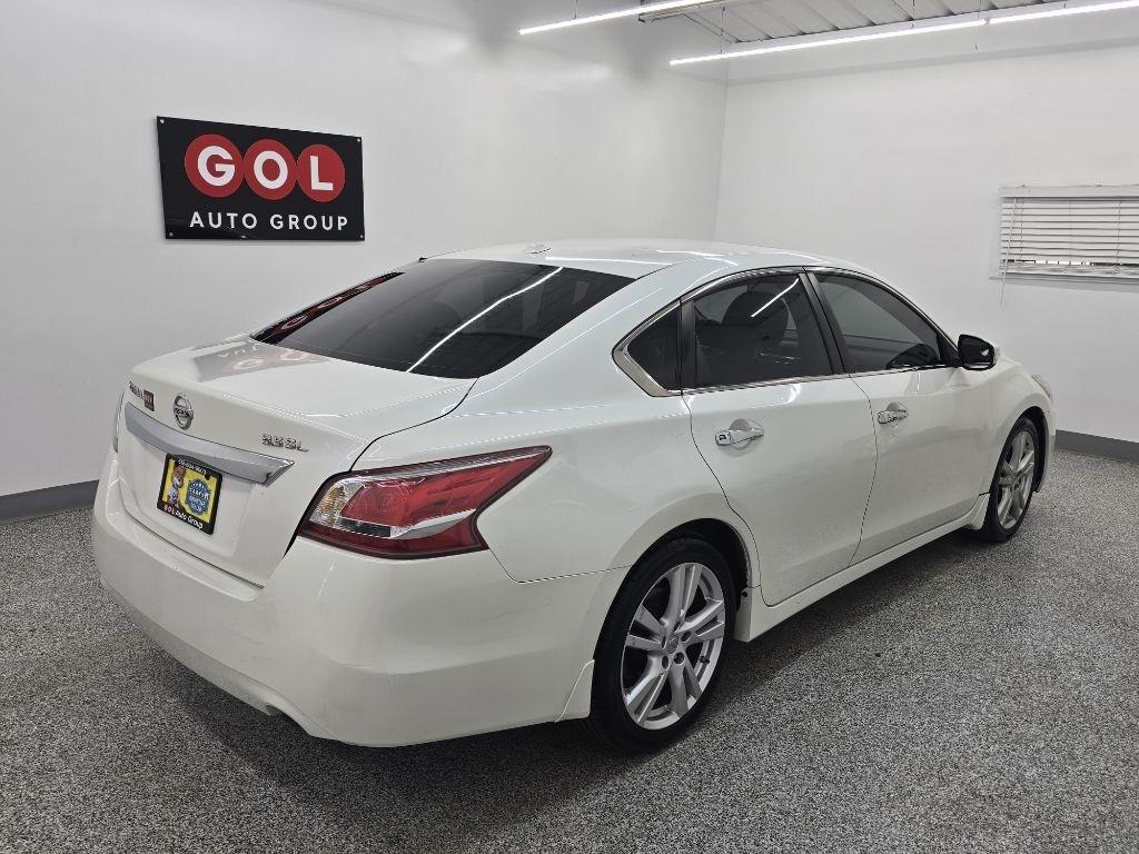 Nissan Altima 3.5 SL 2013