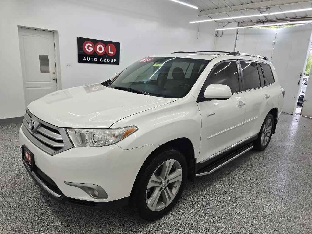 Toyota Highlander Limited 2WD 2013