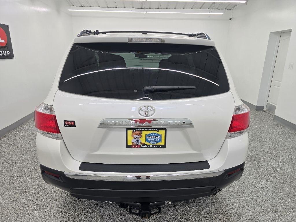 Toyota Highlander Limited 2WD 2013