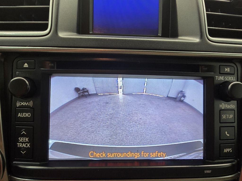 Toyota Highlander Limited 2WD 2013
