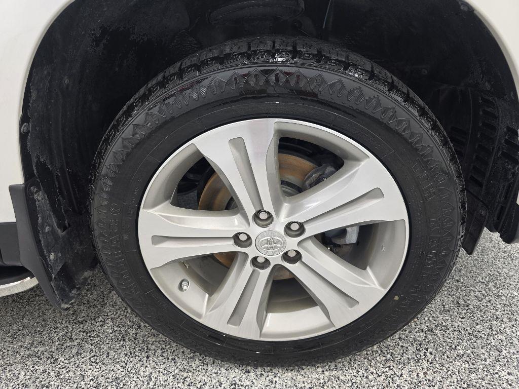 Toyota Highlander Limited 2WD 2013
