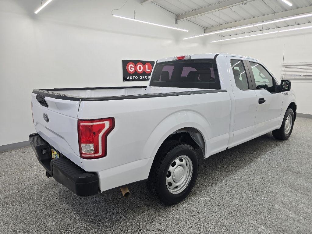 Ford F-150 XL SuperCab 6.5-ft. Bed 2WD 2016