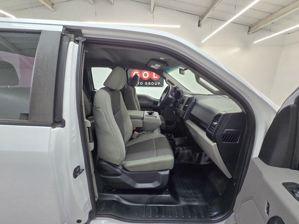 Ford F-150 XL SuperCab 6.5-ft. Bed 2WD 2016