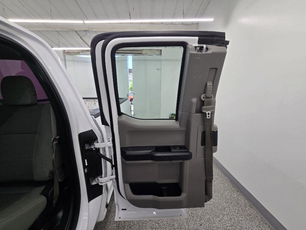 Ford F-150 XL SuperCab 6.5-ft. Bed 2WD 2016