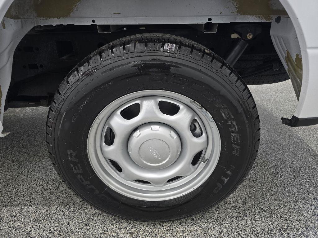 Ford F-150 XL SuperCab 6.5-ft. Bed 2WD 2016