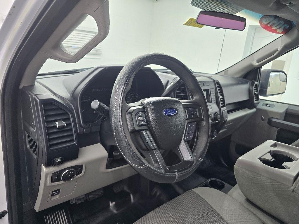 Ford F-150 XL SuperCab 6.5-ft. Bed 2WD 2016