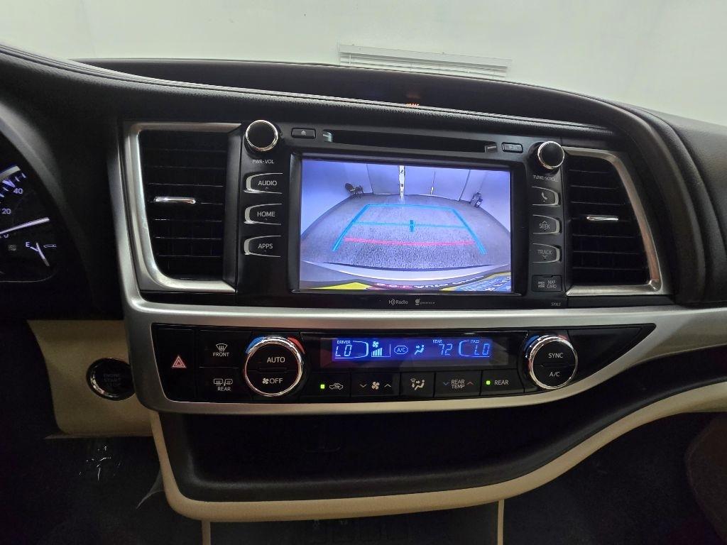 Toyota Highlander XLE FWD V6 2015