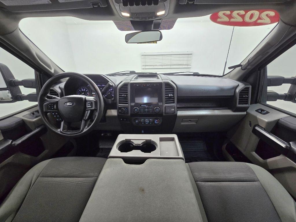 Ford F-250 SD XL Crew Cab 4WD 2022