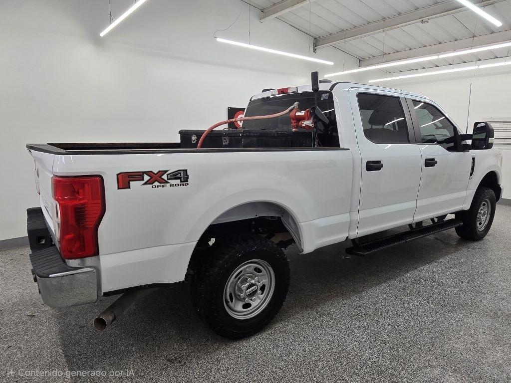 Ford F-250 SD XL Crew Cab 4WD 2022