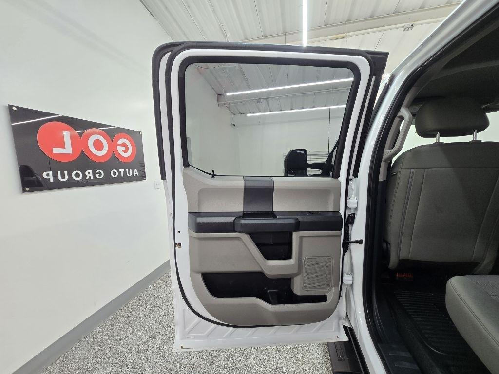 Ford F-250 SD XL Crew Cab 4WD 2022