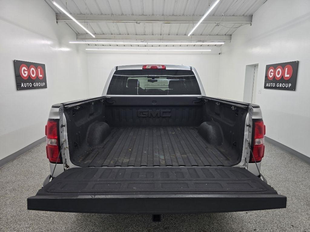 GMC Sierra 1500 SLE Crew Cab Long Box 2WD 2015