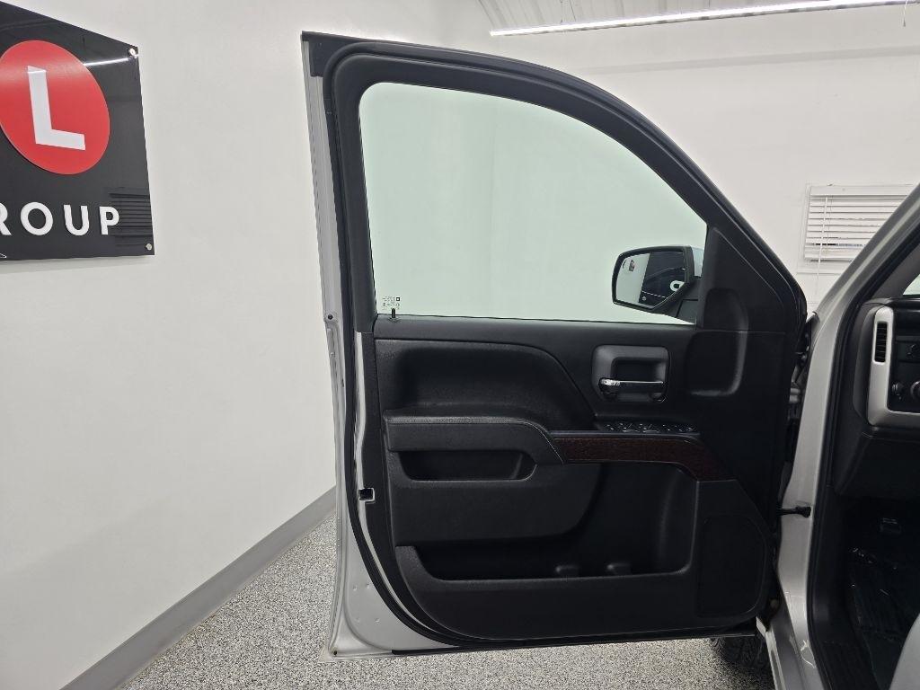GMC Sierra 1500 SLE Crew Cab Long Box 2WD 2015