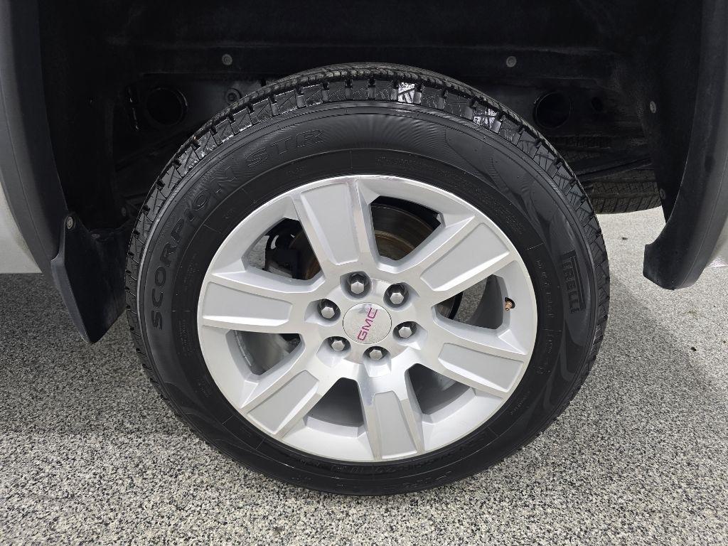 GMC Sierra 1500 SLE Crew Cab Long Box 2WD 2015