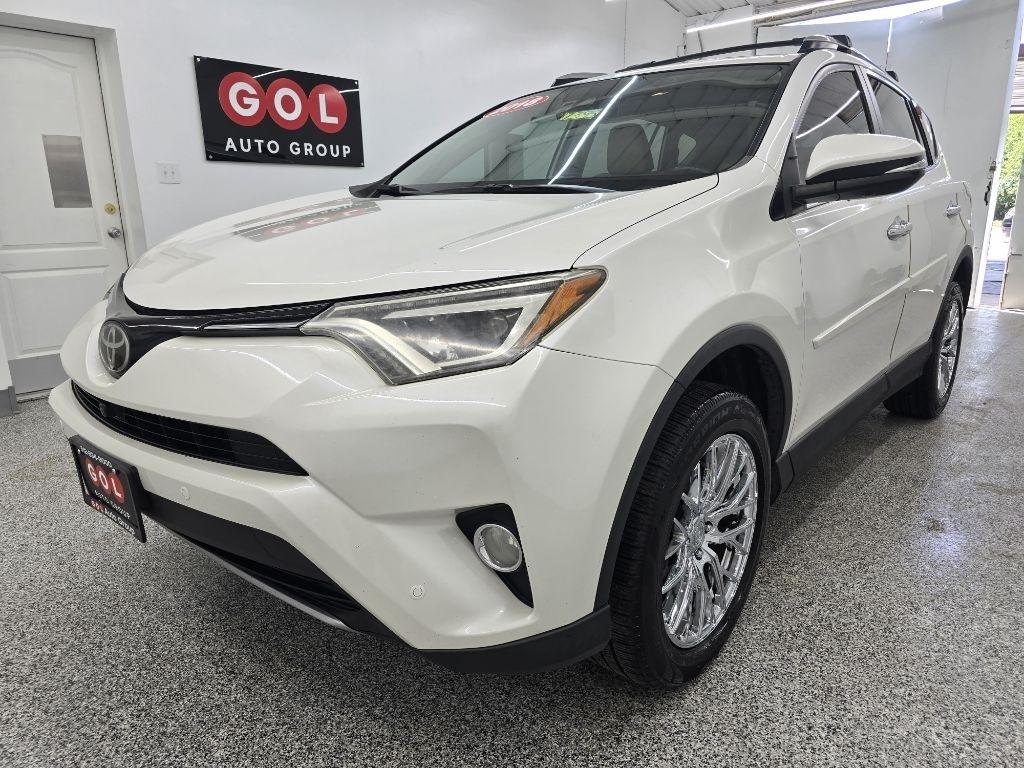 Toyota RAV4 Limited FWD 2018