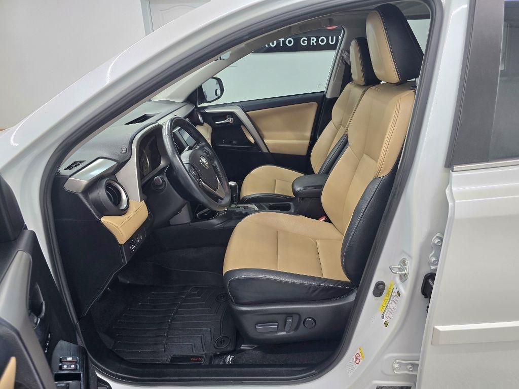 Toyota RAV4 Limited FWD 2018