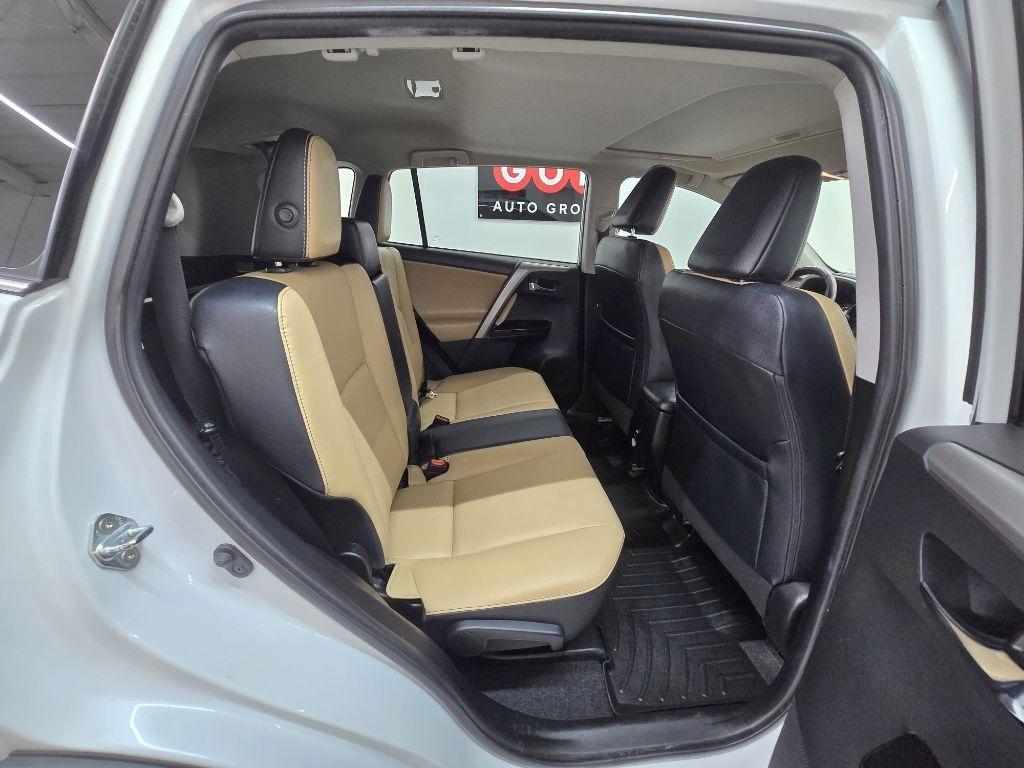 Toyota RAV4 Limited FWD 2018
