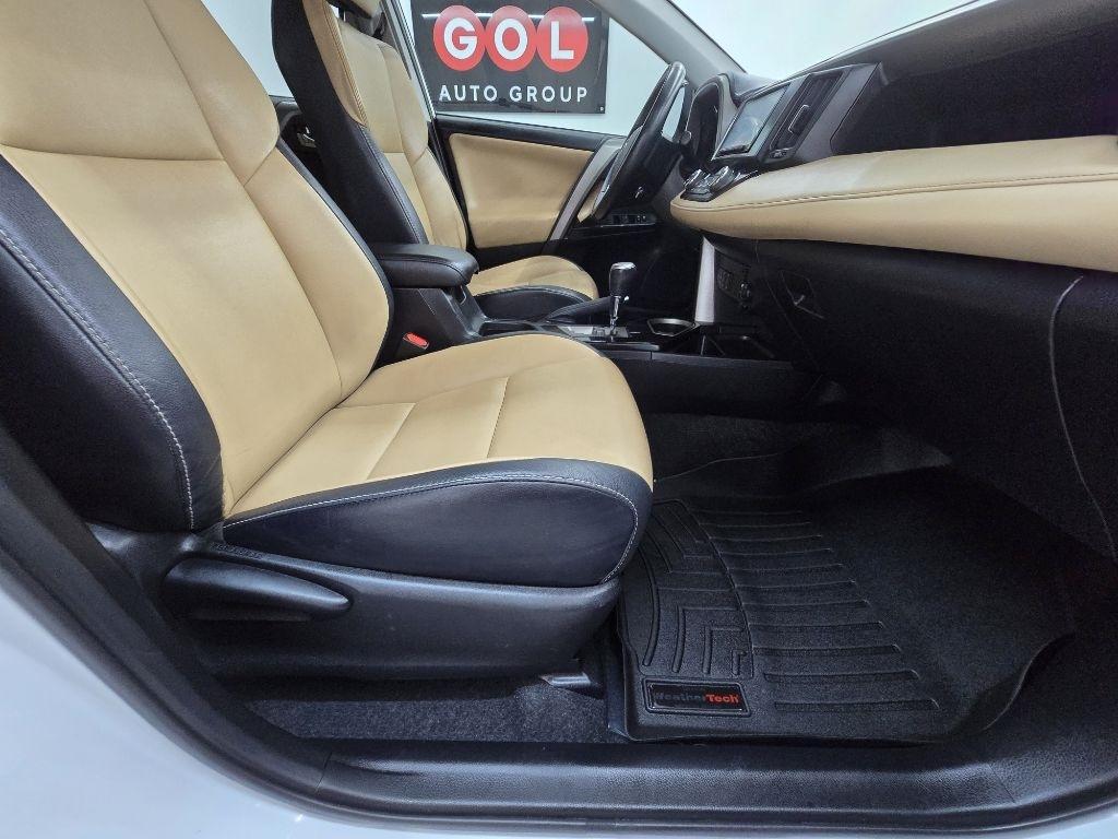 Toyota RAV4 Limited FWD 2018