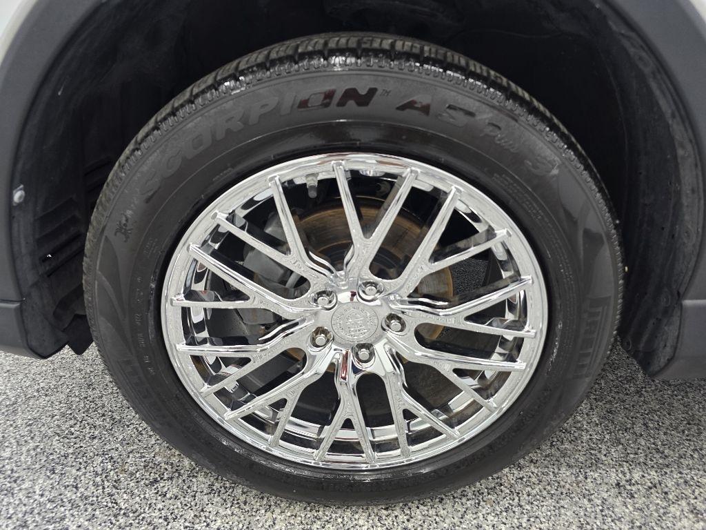 Toyota RAV4 Limited FWD 2018