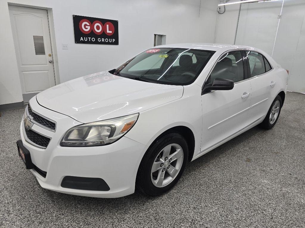 Chevrolet Malibu LS 2013