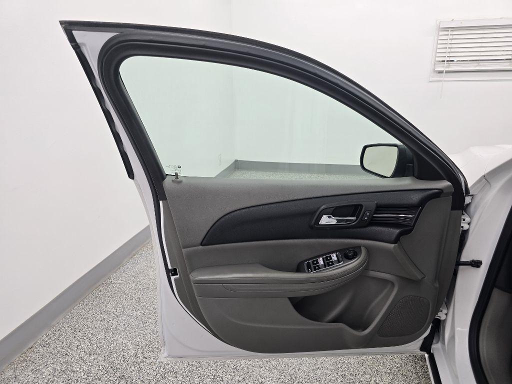 Chevrolet Malibu LS 2013