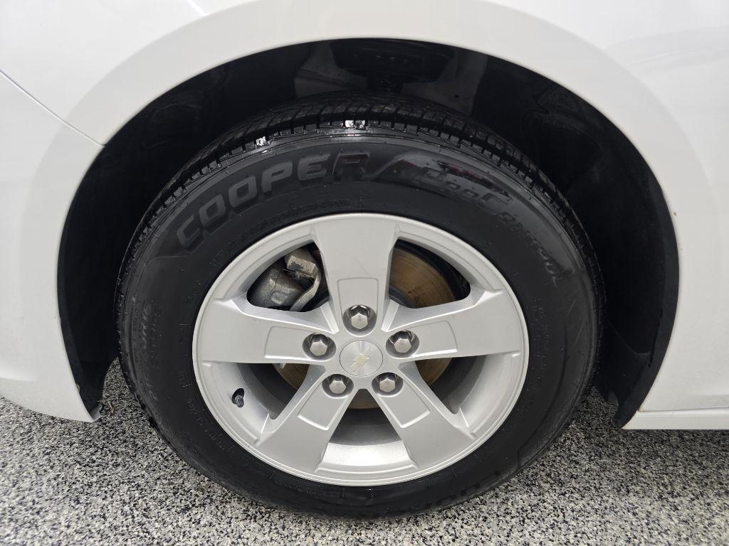 Chevrolet Malibu LS 2013