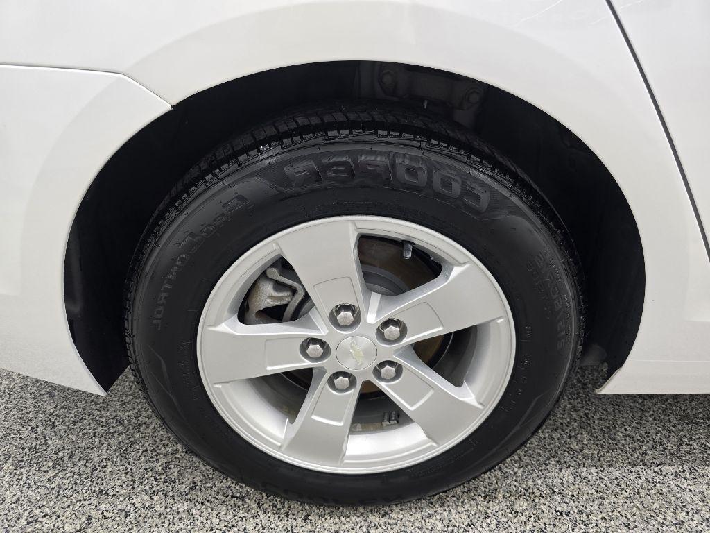 Chevrolet Malibu LS 2013