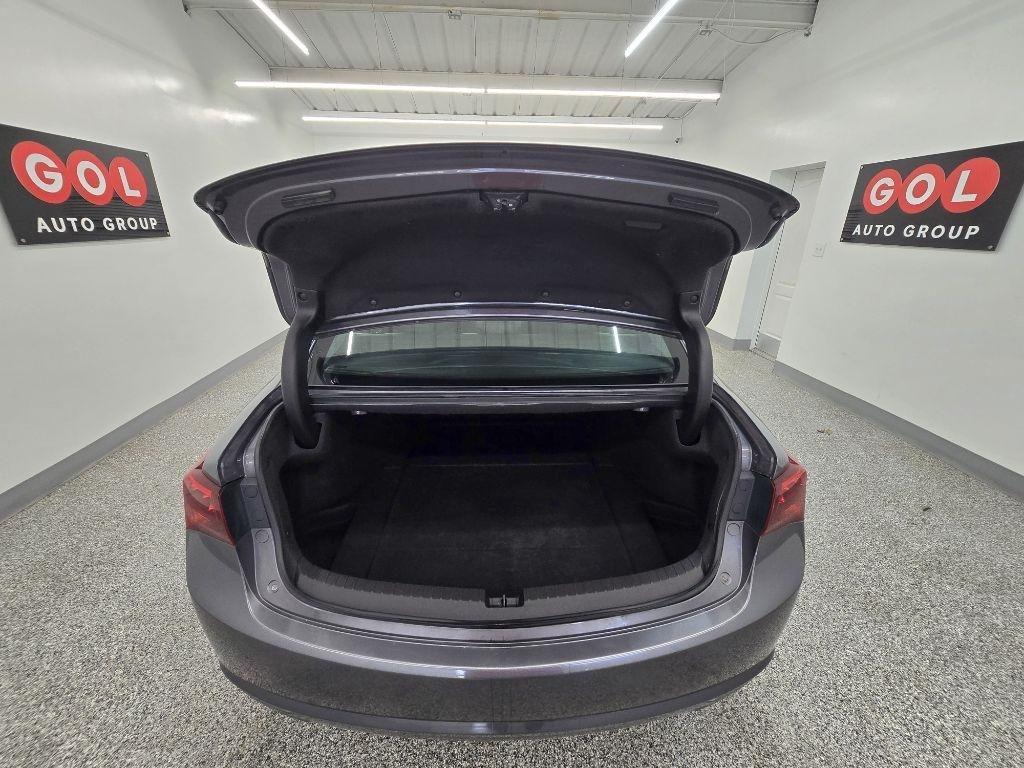 Acura TLX 9-Spd AT 2017