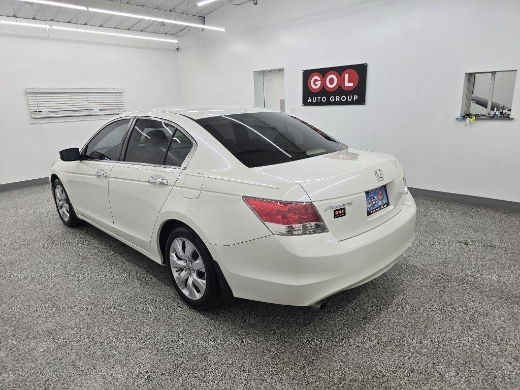 Honda Accord EX-L V-6 Sedan AT 2010