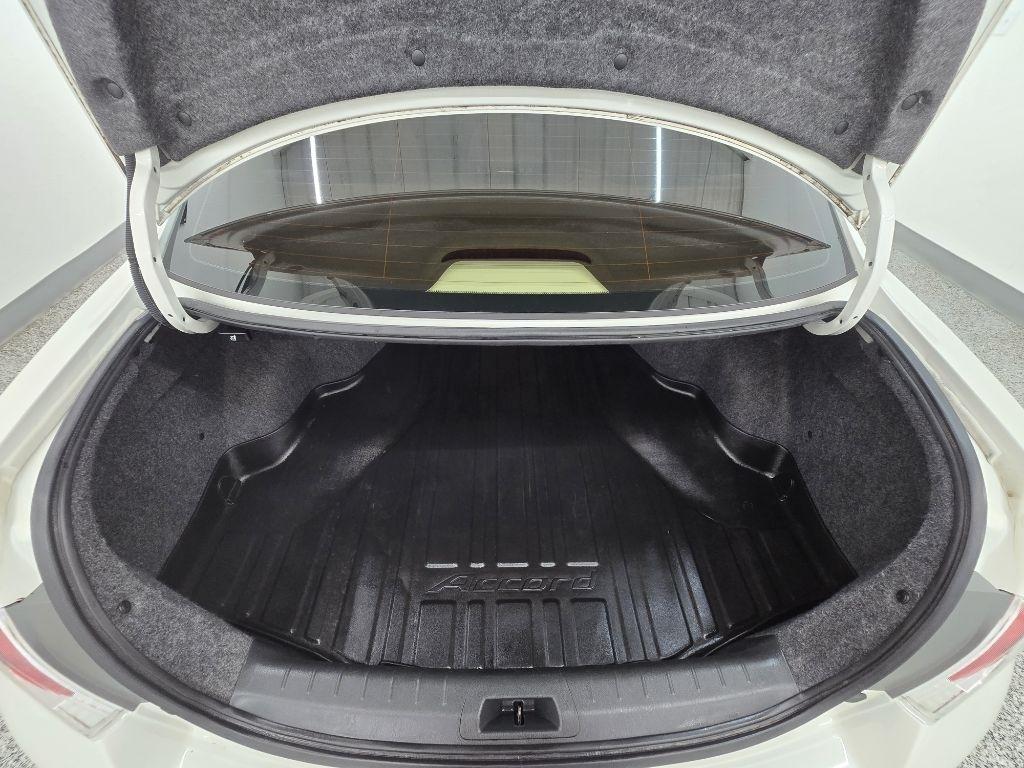 Honda Accord EX-L V-6 Sedan AT 2010