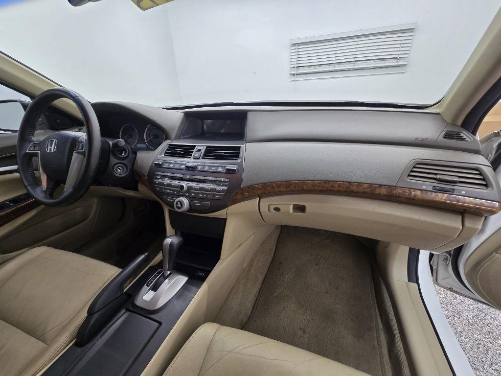 Honda Accord EX-L V-6 Sedan AT 2010
