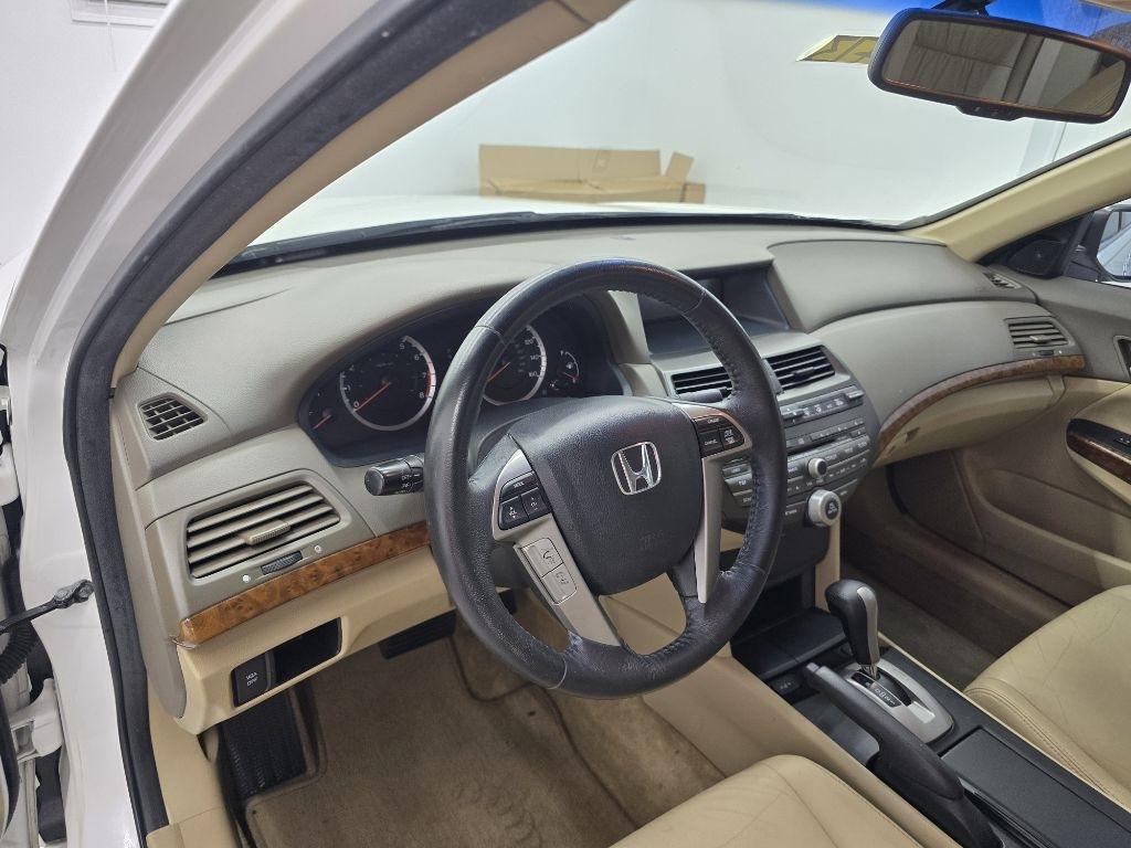 Honda Accord EX-L V-6 Sedan AT 2010