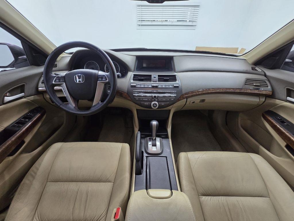 Honda Accord EX-L V-6 Sedan AT 2010