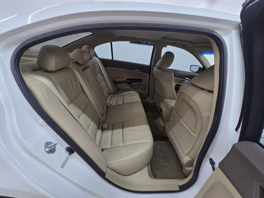 Honda Accord EX-L V-6 Sedan AT 2010