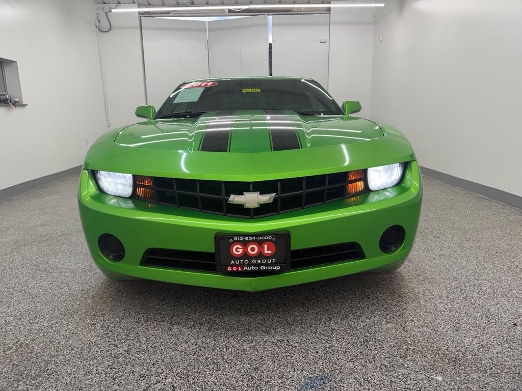 Chevrolet Camaro LS Coupe 2011